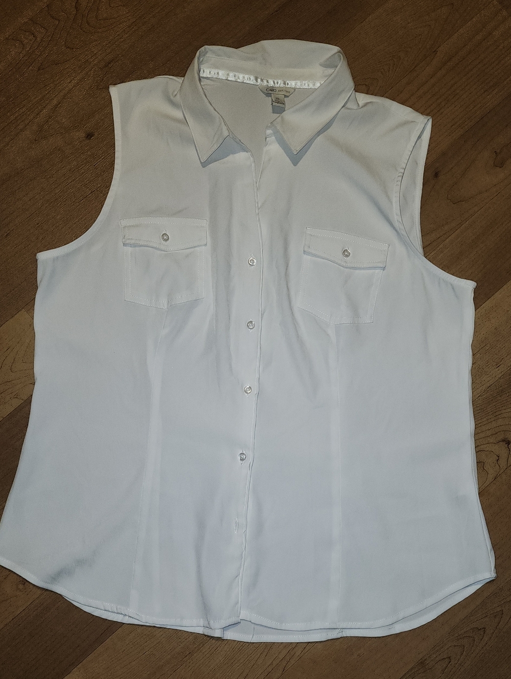 Cato White Sleeveless Button-Down Shirt with Chest Pockets